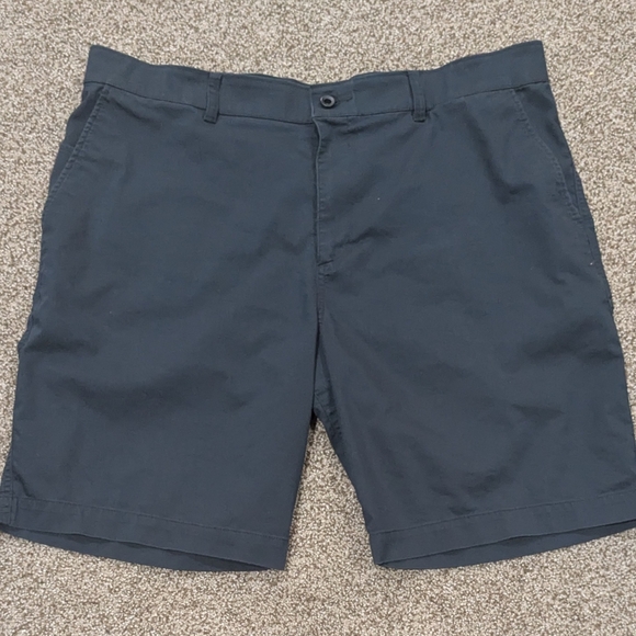 Nike Mens Dri-Fit Golf Shorts Size 40 Standard Fit Black - Picture 1 of 3